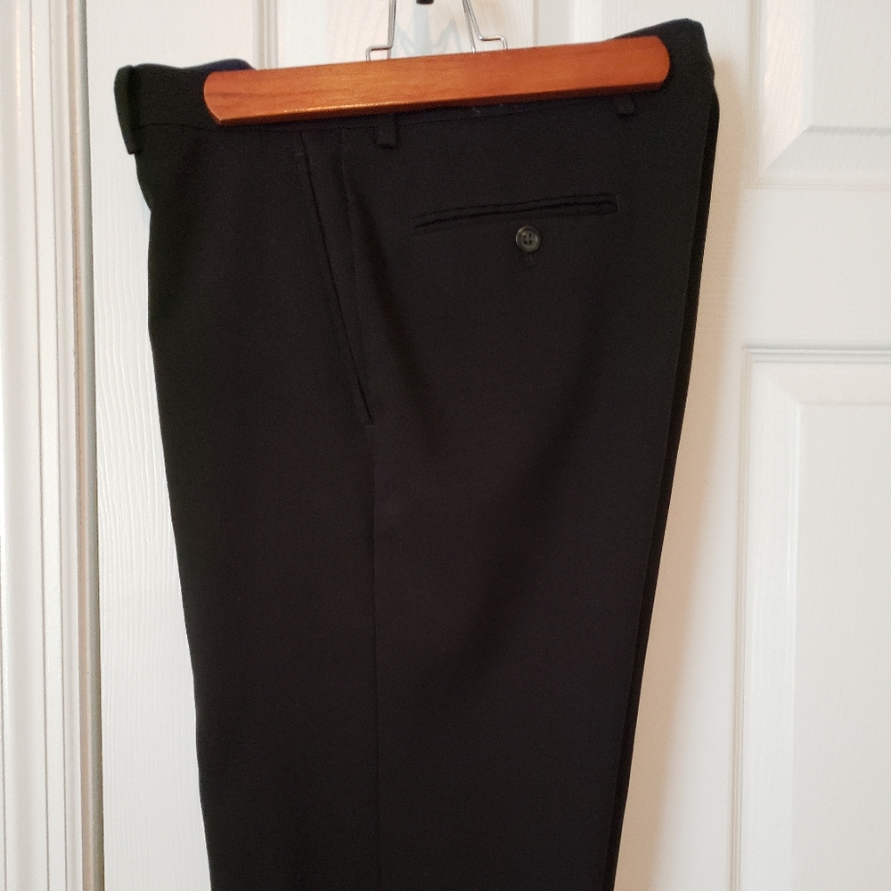 NWOT Chaps Black Classic Fit Dress Pant 32x30